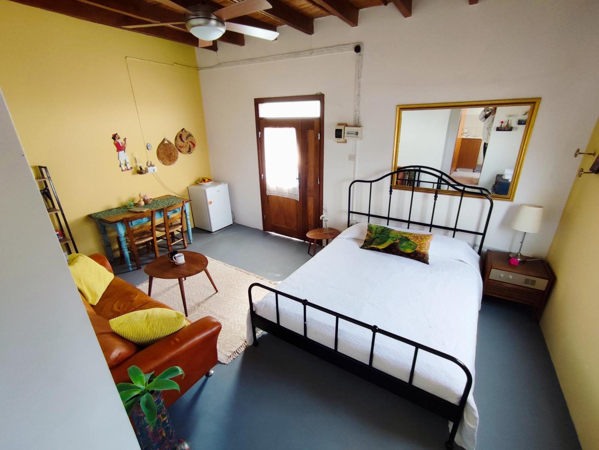 Faith'S Stone House Guest House Simou Ngoại thất bức ảnh