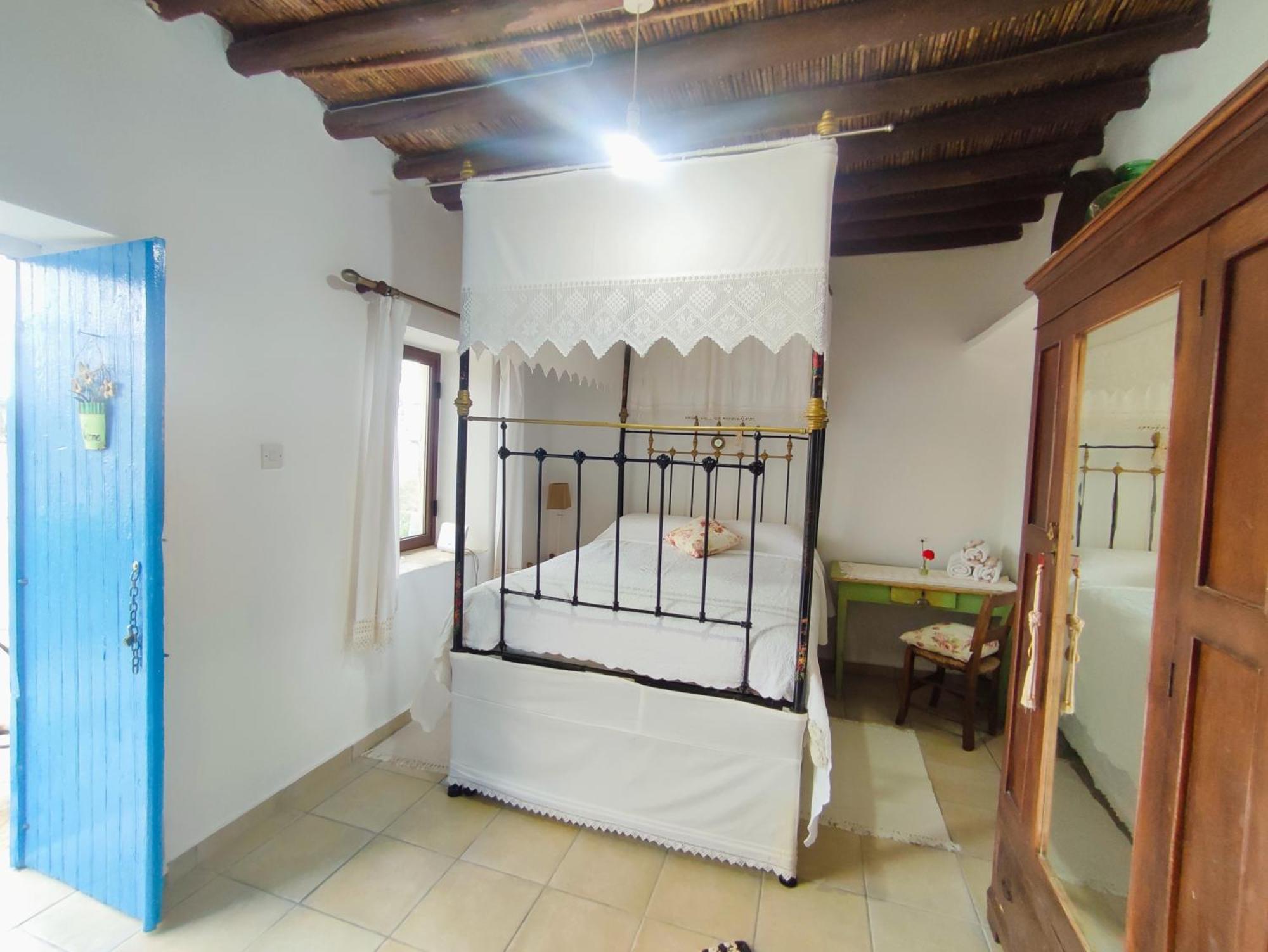 Faith'S Stone House Guest House Simou Ngoại thất bức ảnh