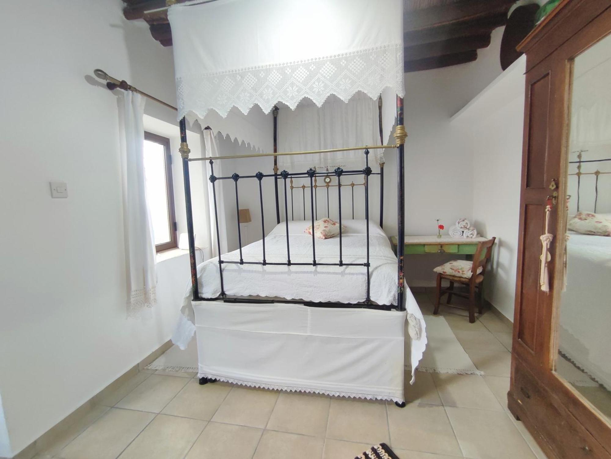 Faith'S Stone House Guest House Simou Ngoại thất bức ảnh